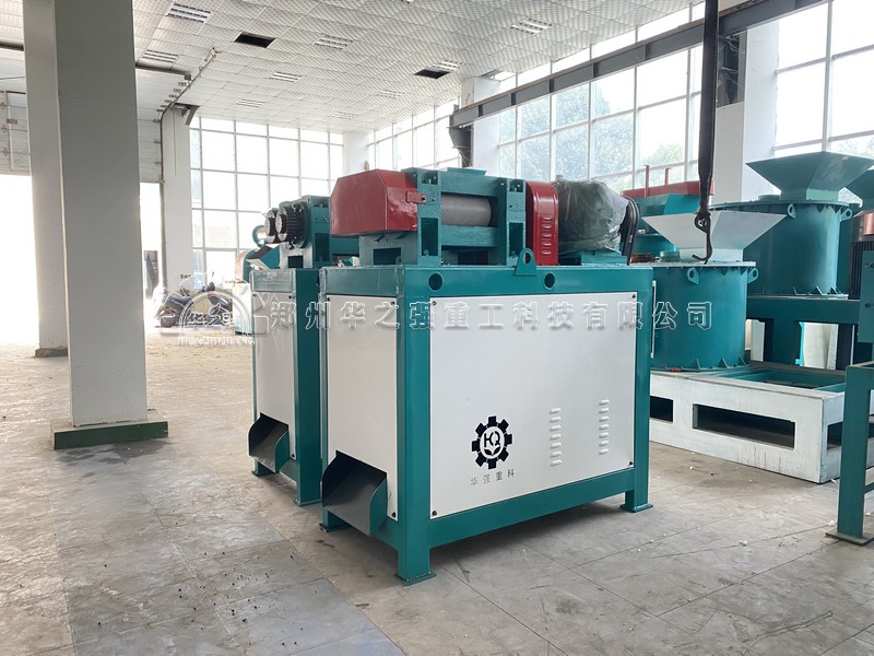 對(duì)輥擠壓造粒機(jī)工作原理是什么？適用物料有哪些？