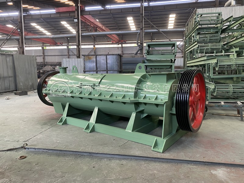 新型有機(jī)肥造粒機(jī)在有機(jī)肥生產(chǎn)中的作用有哪些？